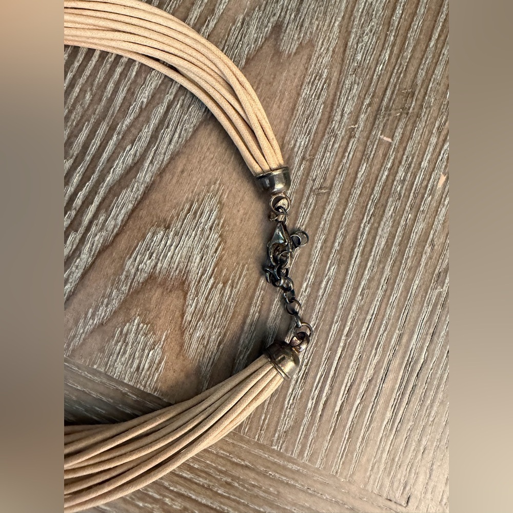 ITAOR ITALIAN NECKLACE OVERLAY 20 STRAND LEATHER CORD - Picture 5 of 10